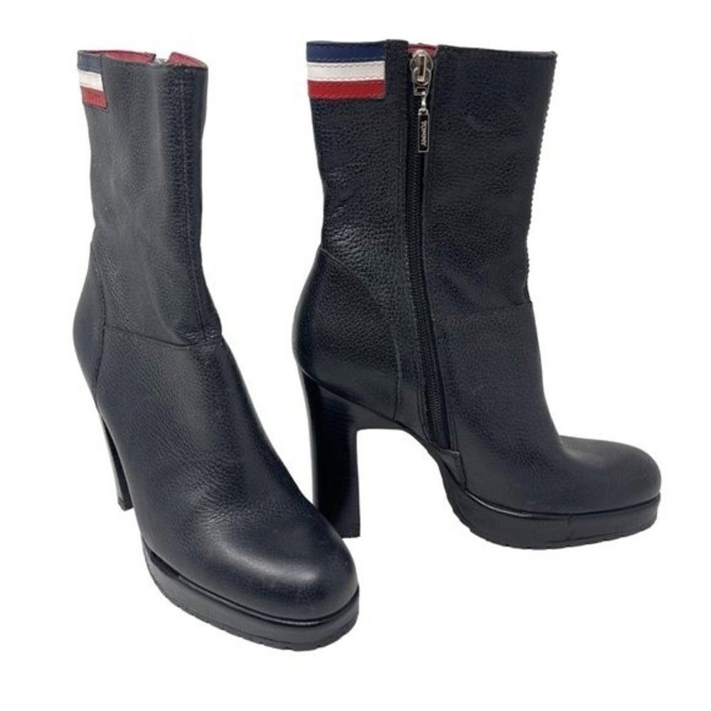 Vintage Tommy Hilfiger womans Black leather heel ankle booties 5.5M plat…
